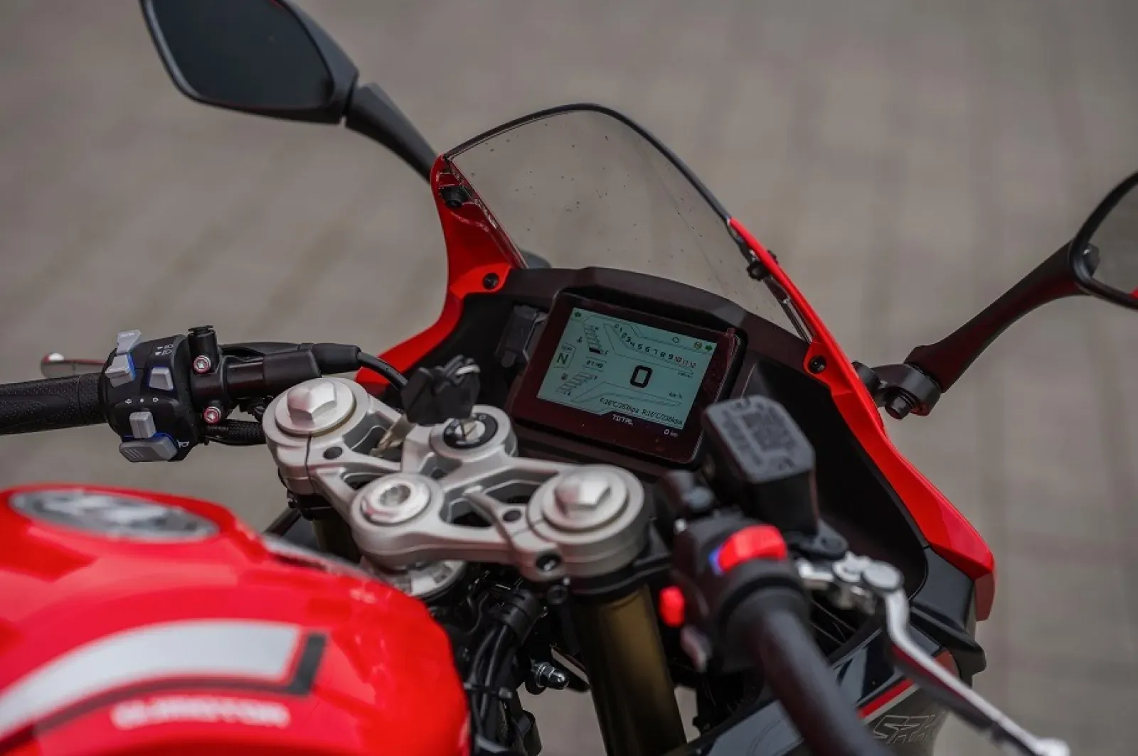 SRK 180 R ABS thumb 1