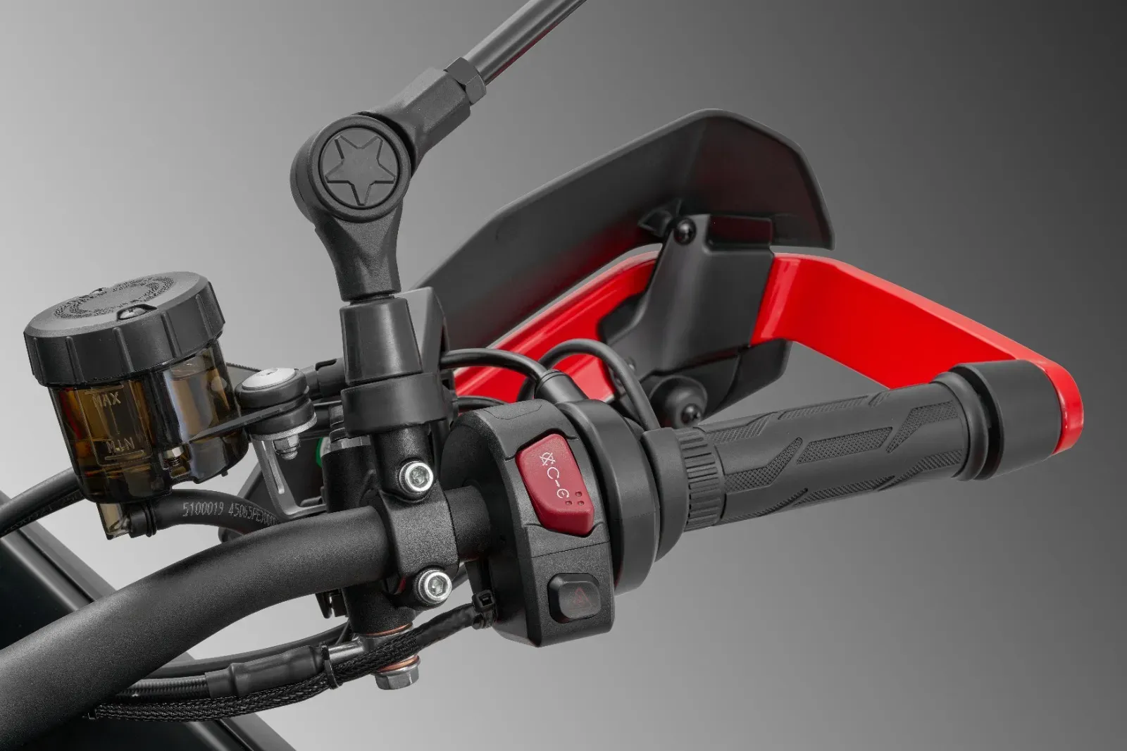 SRK 180 R ABS thumb 10